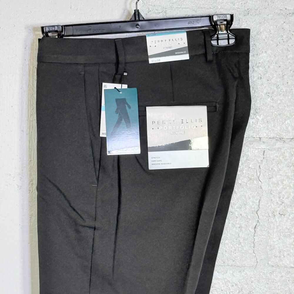 Perry Ellis Portfolio Men's Modern-Fit Twill Pants -Charcole 31x30 $95